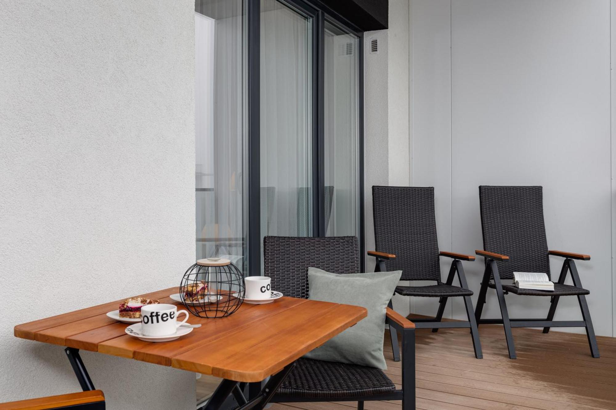 Stela Water Side Apartment - Swimming Pool & Sauna By Renters Prestige Dziwnów Buitenkant foto